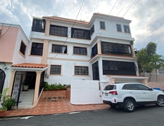 Vendo Casa en Herrera , Santo Domingo , 8 habs. , 6 baños , 3 parqueos , RD$ 35,000,000.00